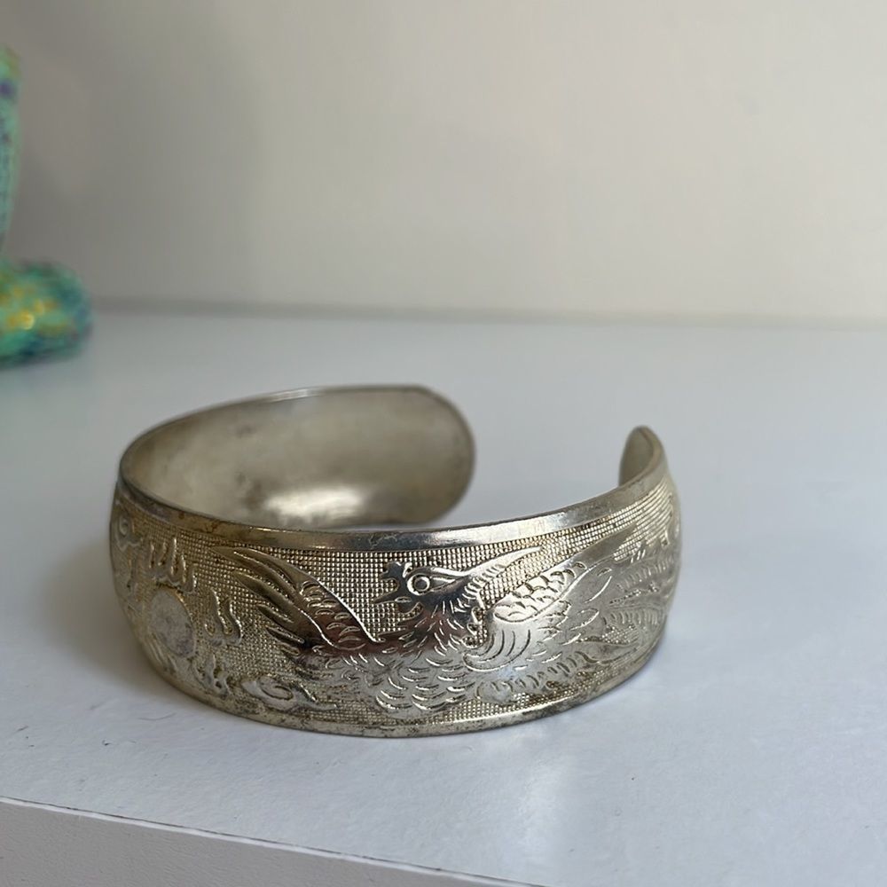Cuff, bought in China, Chinese imagery, dragons, fire - Picture 7 of 11